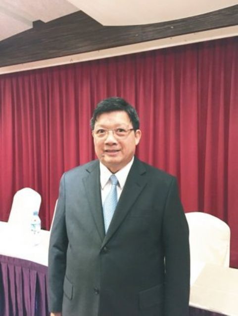 Everlight Chairman Robert Yeh.