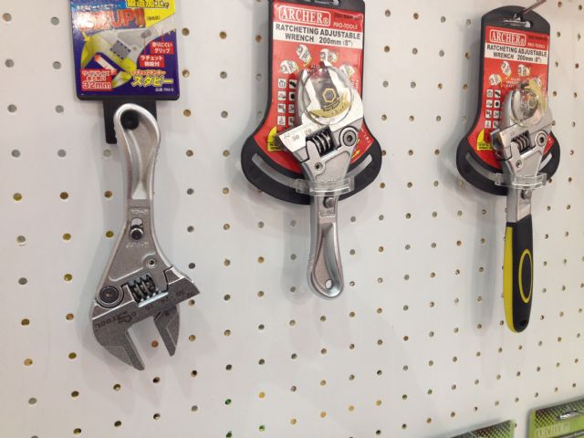 King Lugger’s Stubby Ratchet Adjustable Wrench.