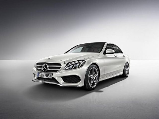Mercedes-Benz C-class is the most popular model in Taiwan's luxury imported-car segment. (photo from UDN)