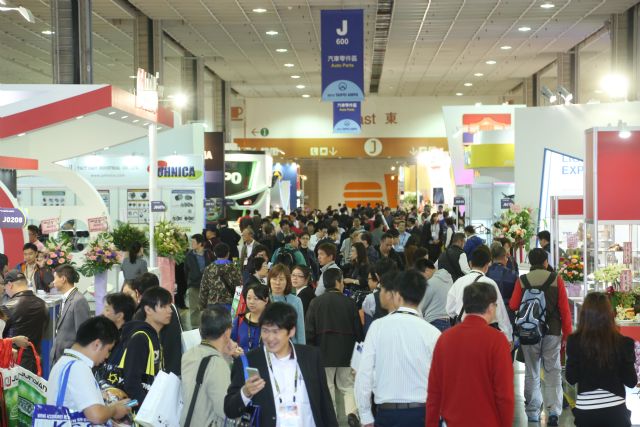 Buyers at the 2015 Taipei AMPA. (Photo from TAITRA)