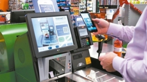 Taiwan's relatively slow development of third-party mobile payment market may impede growth of the local non-traditional  retail sector (photo courtesy of UDN.com).