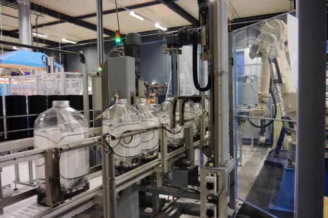 Lightweight Containers' new KeyKeg production line in Germany (photo courtesy of Lightweight Container).