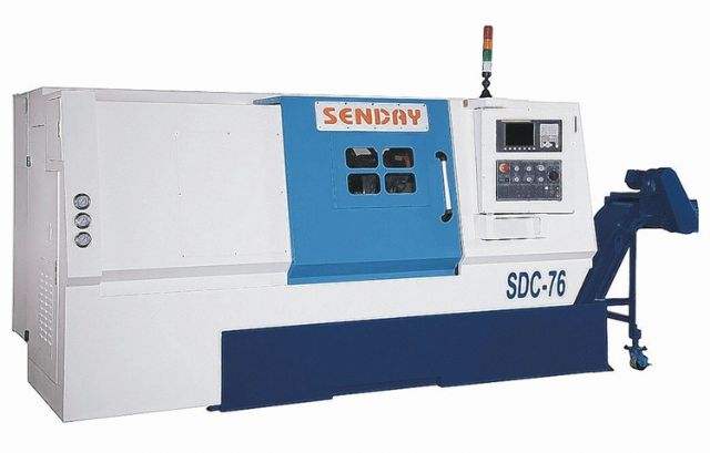 Senday's horizontal lathe SDC-76 (photo courtesy of UDN.com).
