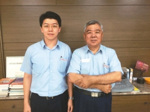 春雨特助李昱宏(左)春雨總經理李明晃(右) 圖/經濟日報
