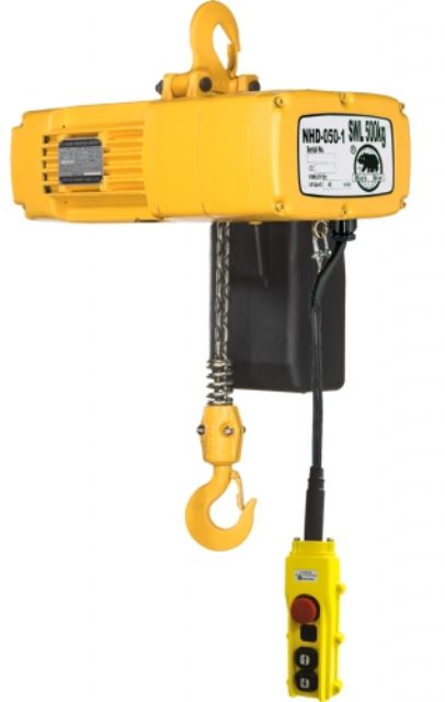 Cheng Day's electric chain hoist.