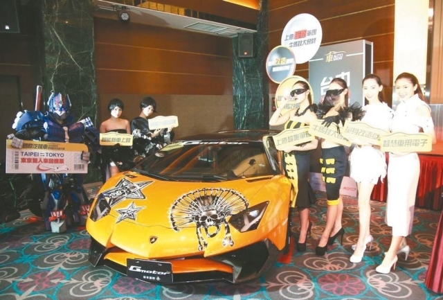 大牛Lamborghini LP750頂級改裝超跑將現身台北車展。 毛洪霖／攝影