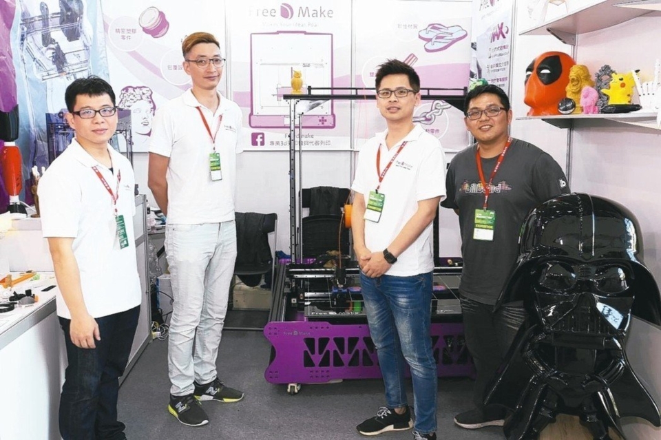 台灣寶茗FreeDMake MAX列印機性能優異，廣受業界肯定。 黃奇鐘／攝影