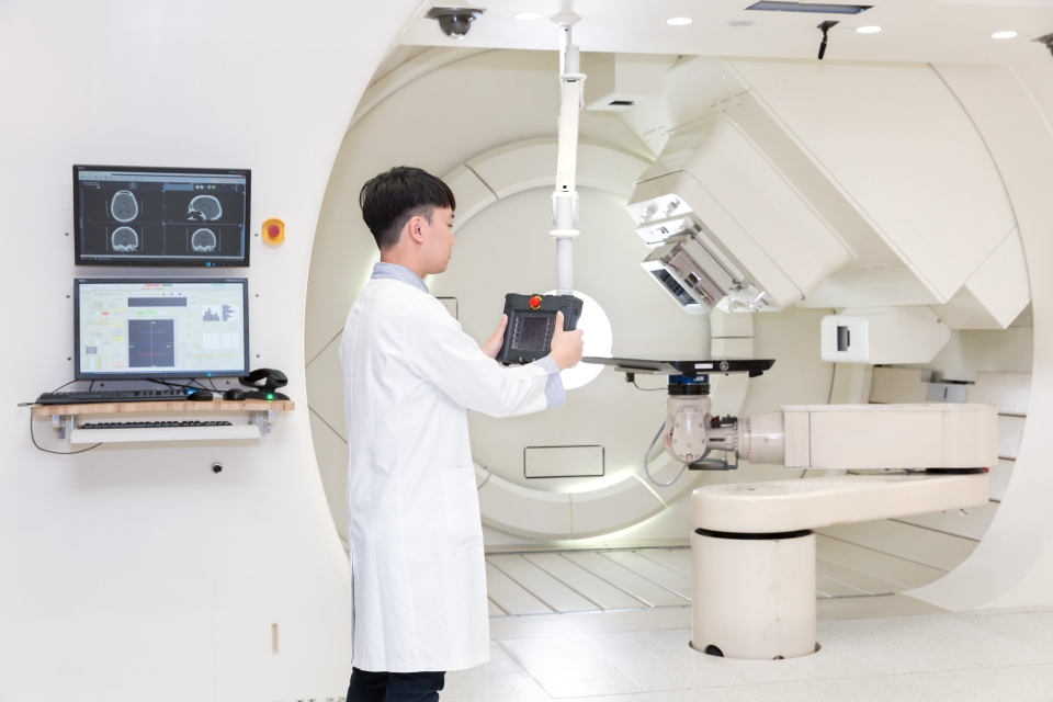 Proton therapy center (photo provided by Kaohsiung Chang Gung Memorial Hospital)