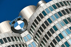 Global Automakers May Lose Hundreds of Billions</h2>