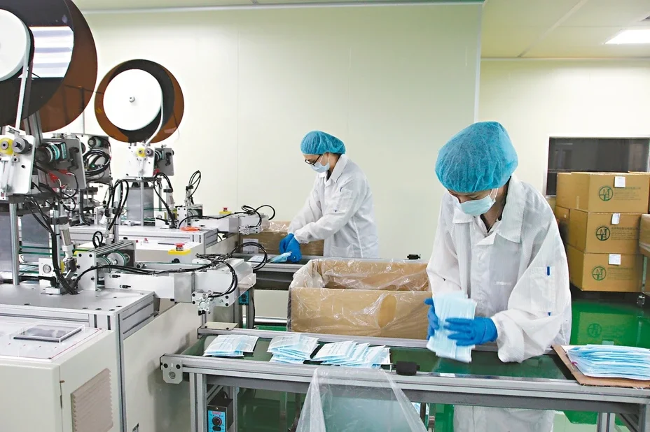 Taiwan's Manufacturing Industries Ready to Help in Masks</h2>