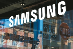 Samsung Display is getting out of the LCD business</h2>