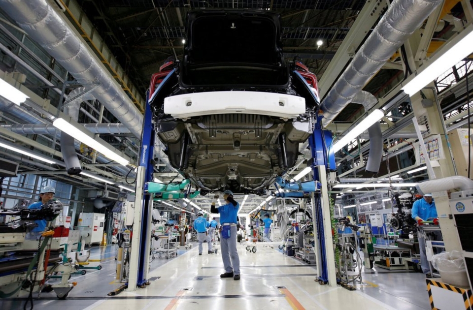 Toyota下月國內生產擬減半，危及車廠工人工作。 Photo courtesy of Reuters
