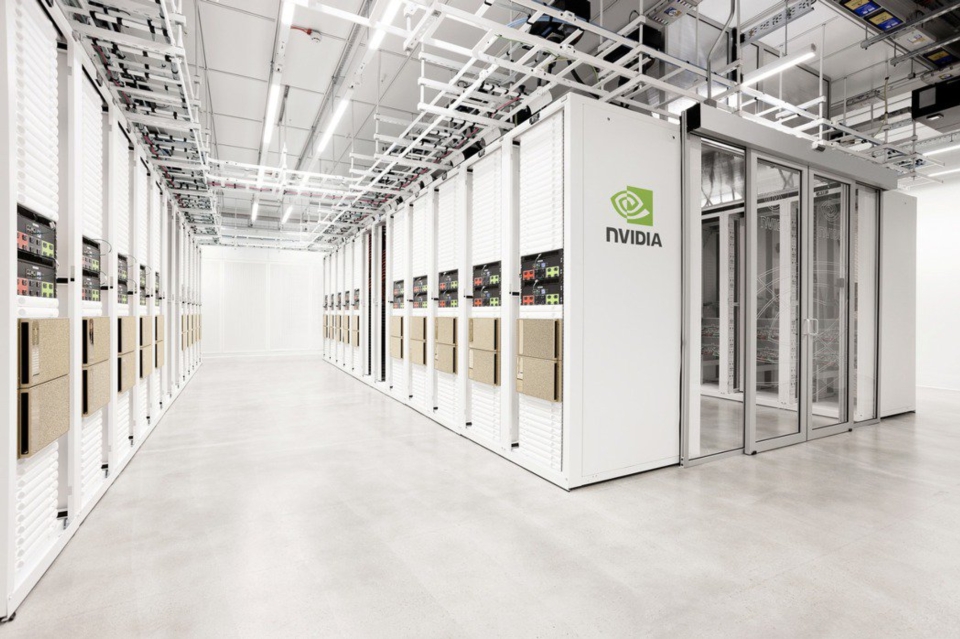 圖為輝達（Nvidia）在英國的「劍橋1號」超級電腦。 路透
