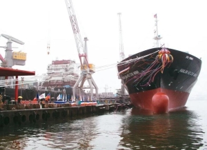 台船。圖檔來源：聯合報系資料照