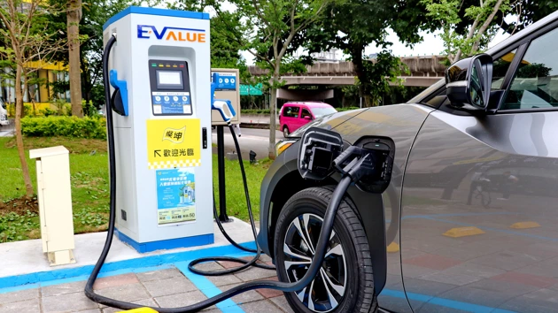 A file photo depicting an EV. (UDN file photo) A file photo depicting an EV. (UDN file photo)