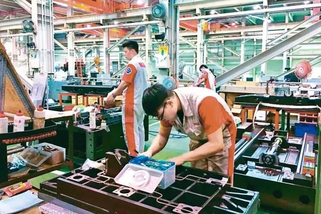 中華經濟研究院9月1日發布8月台灣採購經理人指數（PMI），預估在下半年旺季備貨效應下，有助廠商信心升溫。圖為製造業示意圖。本報系資料照片