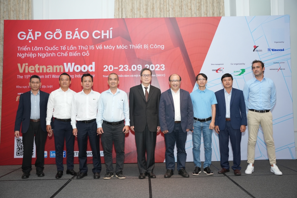 From Mechanization to Automation: VietnamWood Leads the Way</h1>