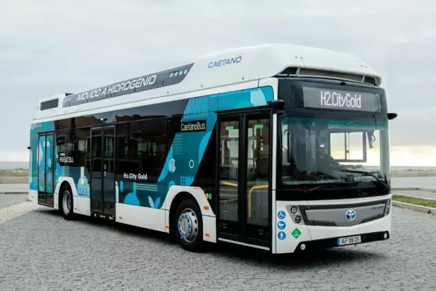 和泰车指出，今年底将会引进TOYOTA CAETANO新型氢能源电动巴士。 业者提供