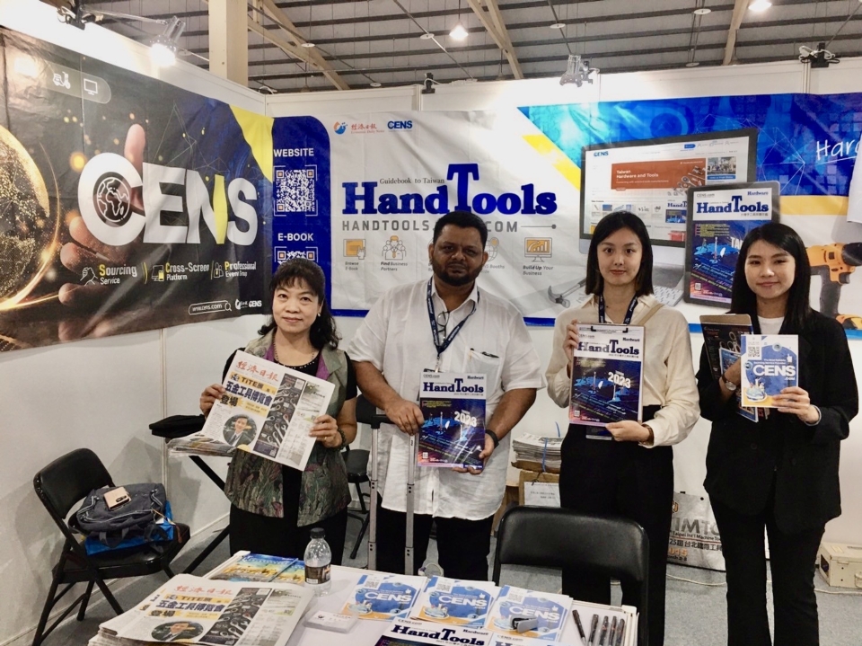 During TiTE 2023, international buyers lauded CENS` exclusively published magazine. (Photo courtesy of CENS)