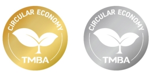 「节能标章」两片叶子代表产业供应链，以大带小共同推动绿色转型。工具机公会提供