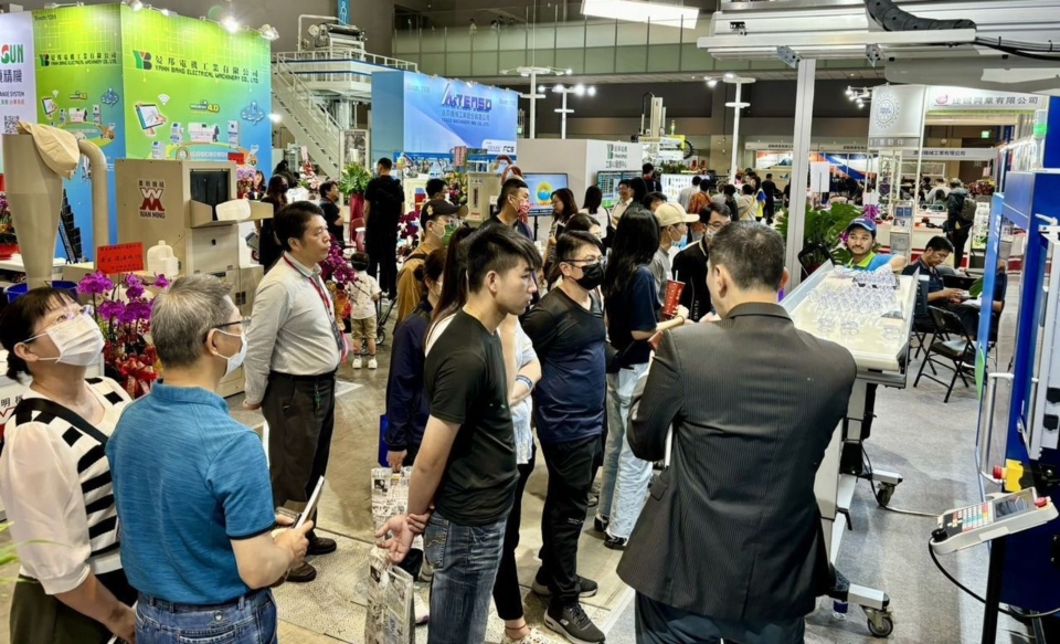 「2024臺南橡塑膠工業展TainanPLAS」展出三天，參觀人潮已突破1.2萬人次。黃逢森／攝影