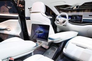 Taiwan Automotive Tech Pavilion showcases a comprehensive range of Intelligent Cockpits, charging piles, energy management solutions, automotive ICs, and other automotive-related innovations. (Photo Courtesy of United Daily News Group)