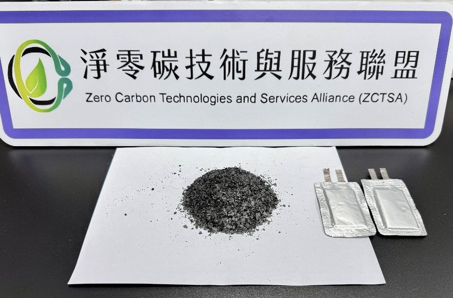 再生石墨粉材在電芯容量、循環壽命及充放電表現上不亞於全新石墨粉材。東海大學提供