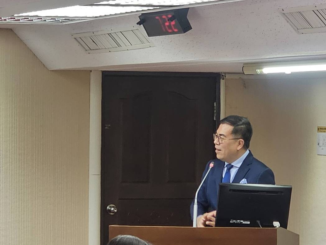 環境部長彭啓明指出，新空品政策白皮書目標本月底前推出。記者李柏澔／攝影