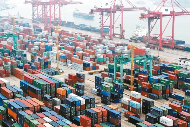 世界贸易组织（WTO）文件显示，美国代表团通知中国大陆及加拿大，准备与两国就新关税提起贸易争端进行磋商。（新华社）