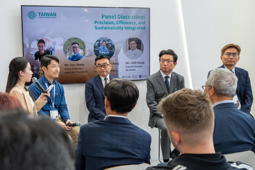 智慧機械海外推廣計畫於LIGNA展精彩登場，首日即以聯合發布會強勢揭開序幕。凡亞會展/提供。