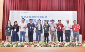 金属机电产业8家标竿企业导入双轴转型，现场畅谈从「纸上排程」推进到「数据驱动」，从「人工估算」发展到「智慧监控」的真实历程。(图片提供：ITRI)