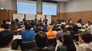 台南市政府举办「台南国际扣件工业展厂商协调会」，现场邀集报名厂商齐聚一堂，共同擘划推动传产升级的蓝图。 张杰/摄影
