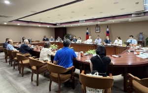 经济部今举行「美国加徵关税对车辆零组件产业影响座谈会」，邀请外销AM及国内OE供应链大厂。图／经济部提供