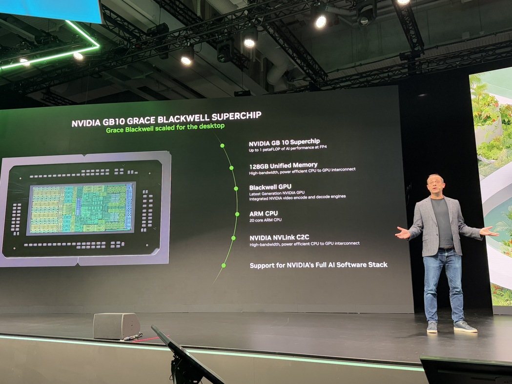NVIDIA Director of Technical Marketing Adam Foat出席「next@acer全球發表會」。記者吳凱中／攝影