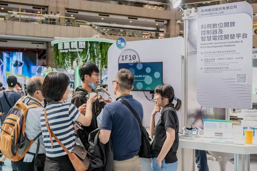 Kofly Digital supplies automotive-grade control products adopted in over 70% of Taiwan’s electric buses and has attracted strong interest from buyers in Japan and Southeast Asia.
(Photo by Su Hsi-wen)