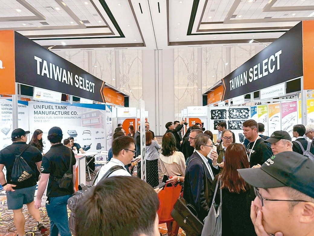 The Taiwan Pavilion drew strong attention from international buyers at the show.
Photo by Tai Chih-lan. The Taiwan Pavilion drew strong attention from international buyers at the show.
Photo by Tai Chih-lan.