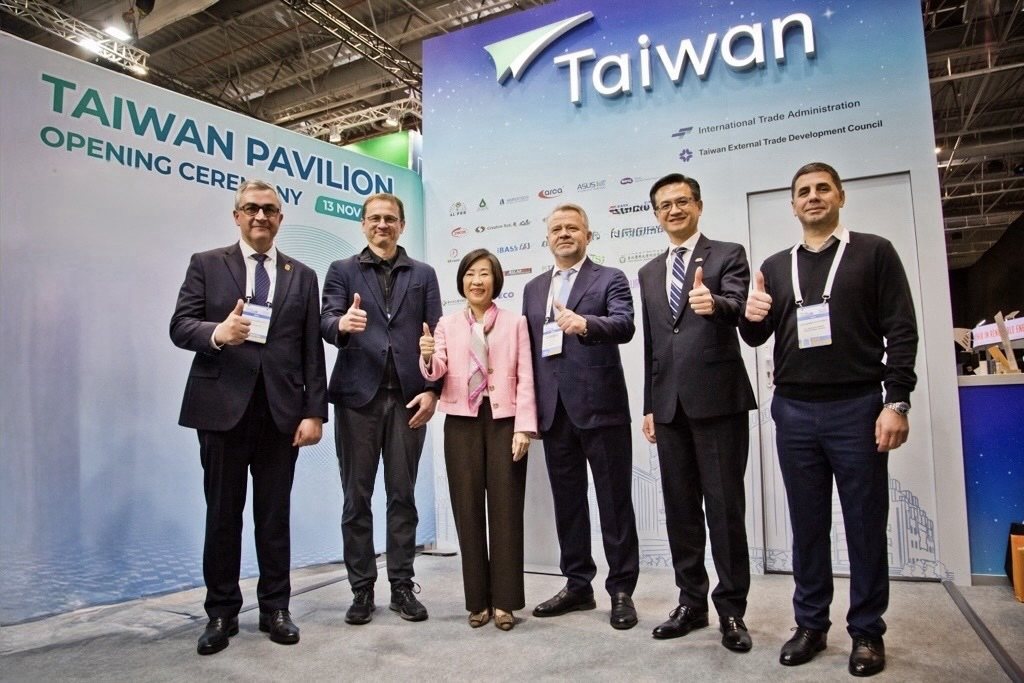 Taiwan Pavilion at the Rebuild Ukraine Exhibition in Warsaw expands to three times last year's size. Photo／Provided by the Ministry of Economic Affairs