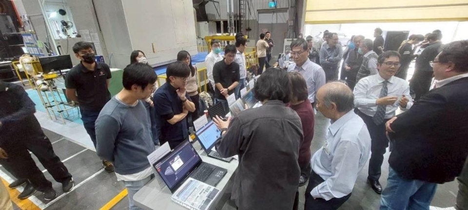 智慧量測與自動補償技術展示與說明。 漢翔公司／提供