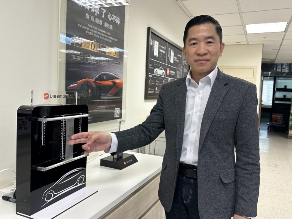 台中市昌榮國際負責人陳振忠說，為迎接美製進口車關稅可能調降，汽車相關產業已積極備戰。記者黃寅／攝影