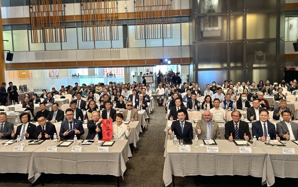 中部AI機器人產業發展交流座談會吸引200多位產官學界代表參與。記者宋健生／攝影