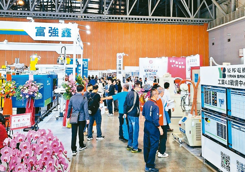 大臺南會展中心舉辦橡塑膠工業展，帶動台南地區橡塑膠業創新局。魯修斌／攝影
