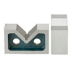 CASTING MEASUREMENTS- B Vee Blocks CASTING MEASUREMENTS- B Vee Blocks