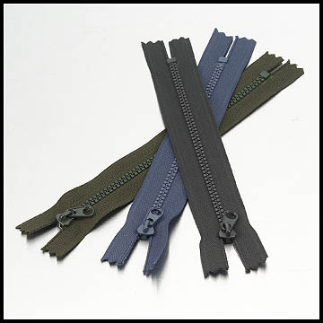 Painted No. 3 Plastic Zippers Painted No. 3 Plastic Zippers