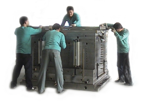 PLASTIC INJECTOR MOLDS