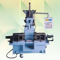 Also available in large slide-
opening die-stripping models