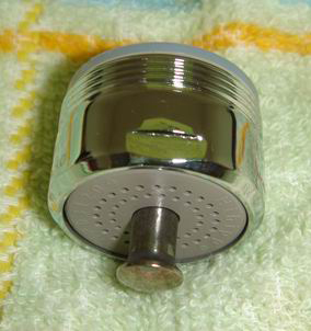 Externally-Threaded One-Touch Aerator Externally-Threaded One-Touch Aerator