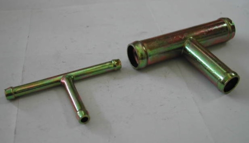 Automotive parts water pipe connector