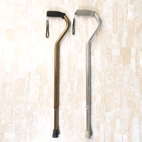 Polished gooseneck-bend cane