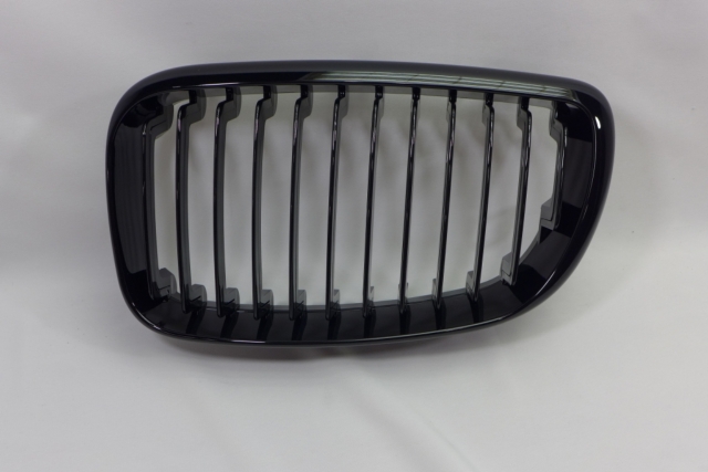 TUNING GRILLE FOR E87 , GLOSS BLACK
