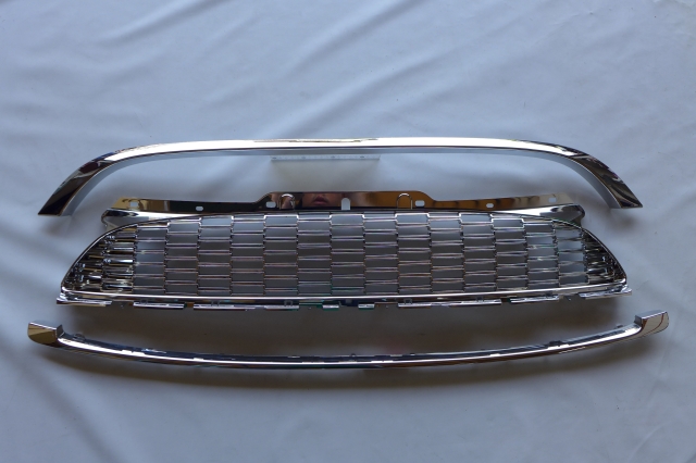 GRILLE ASSY FOR R56 JCW 06-13